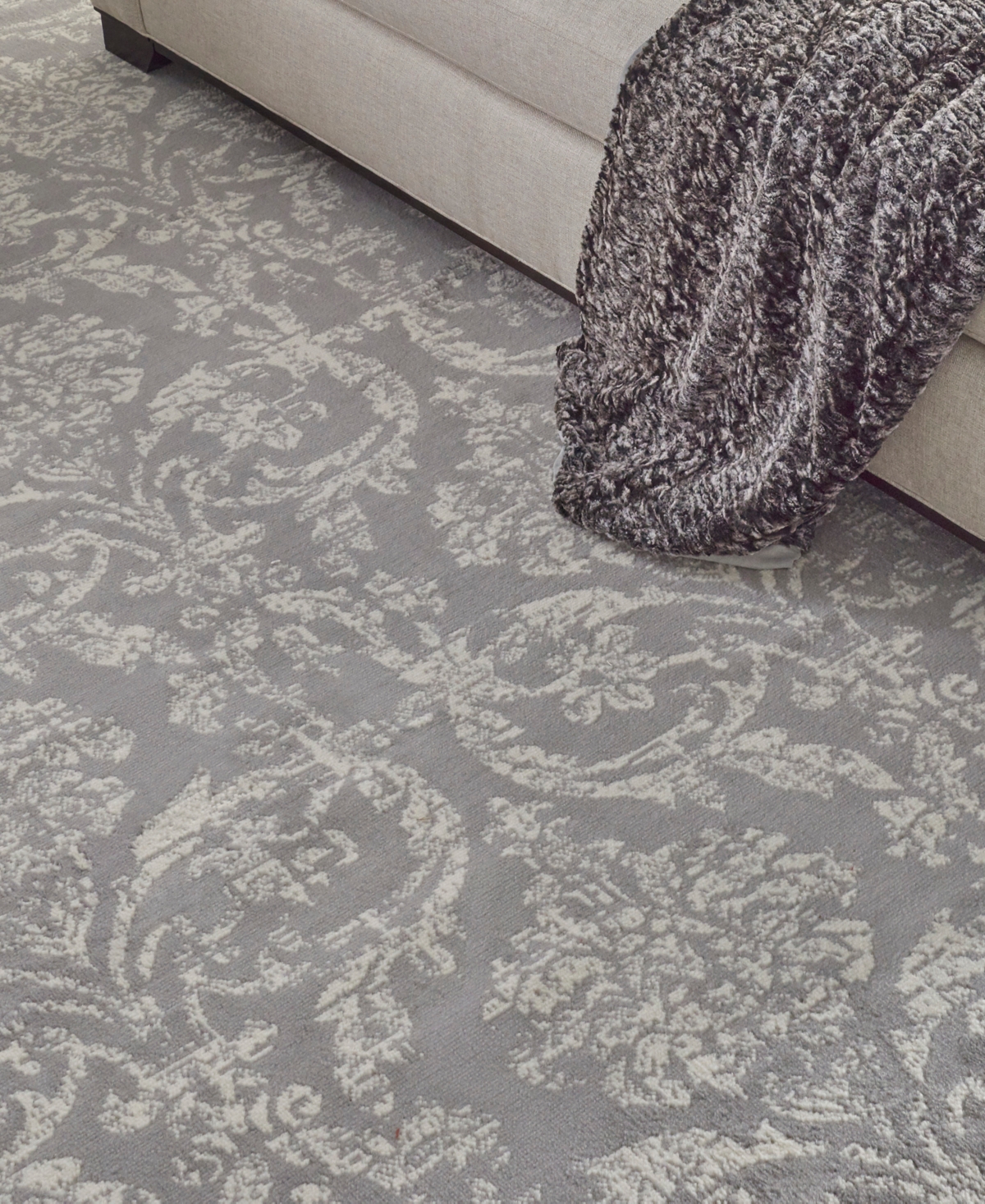 Nourison Home Jubilant Jub09 7'x10' Area Rug In Gray