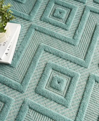 Versatile NRV01 7'x10' Area Rug