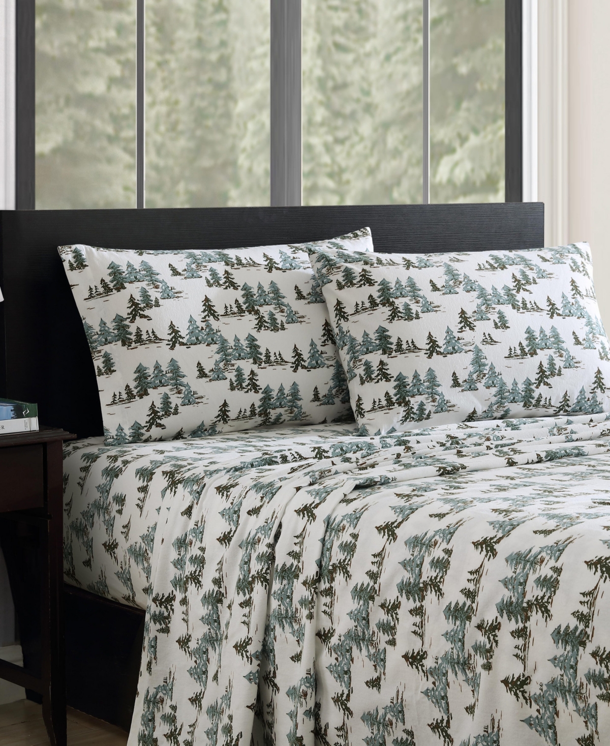 Eddie Bauer Holiday Cotton Flannel 4 Pc. Sheet Set, Queen In Snowy Pine Trees