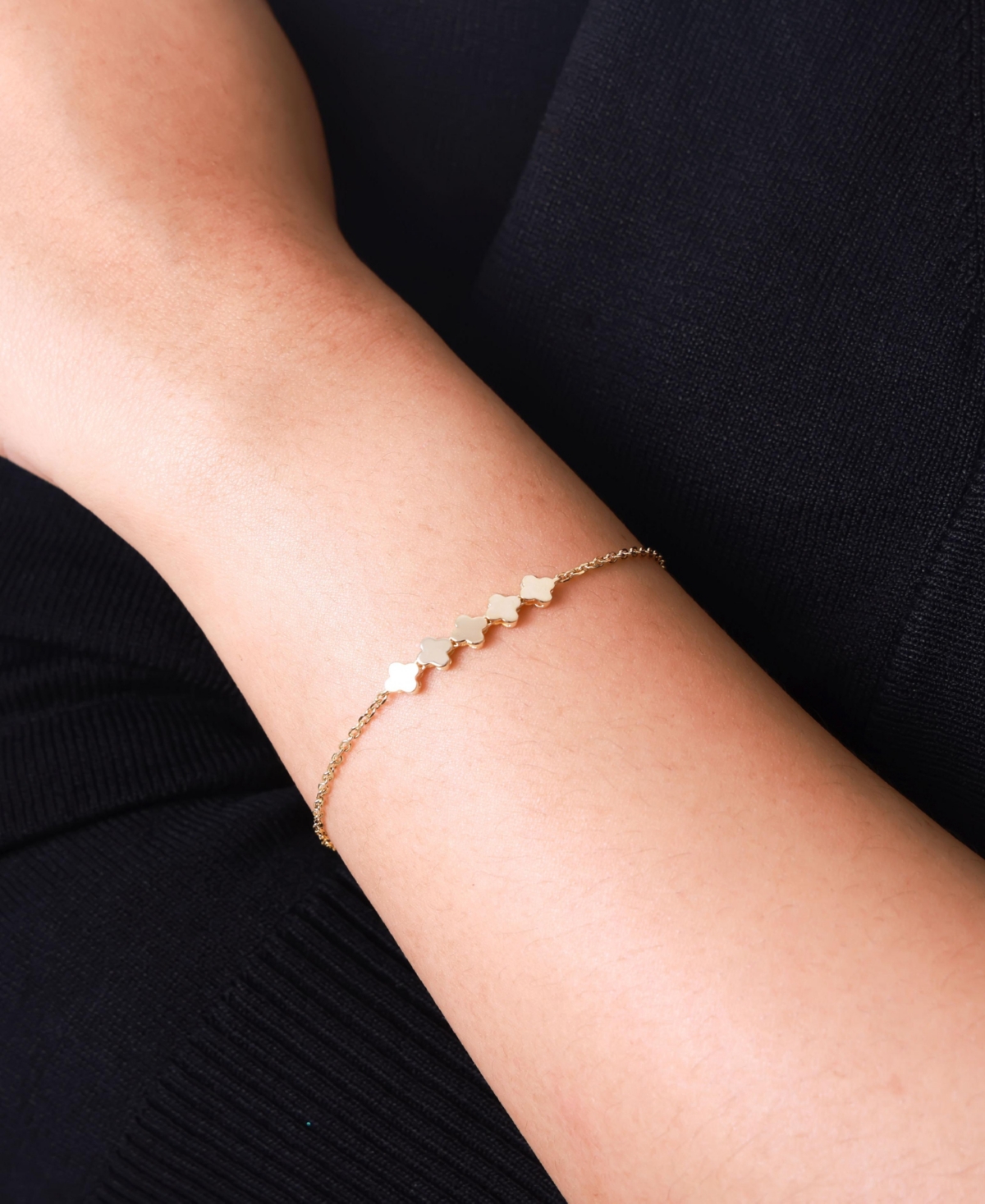Devata Clover Chain Bracelet in 14K 6.5 in adj to in, approx. 2.7 grams - Gold