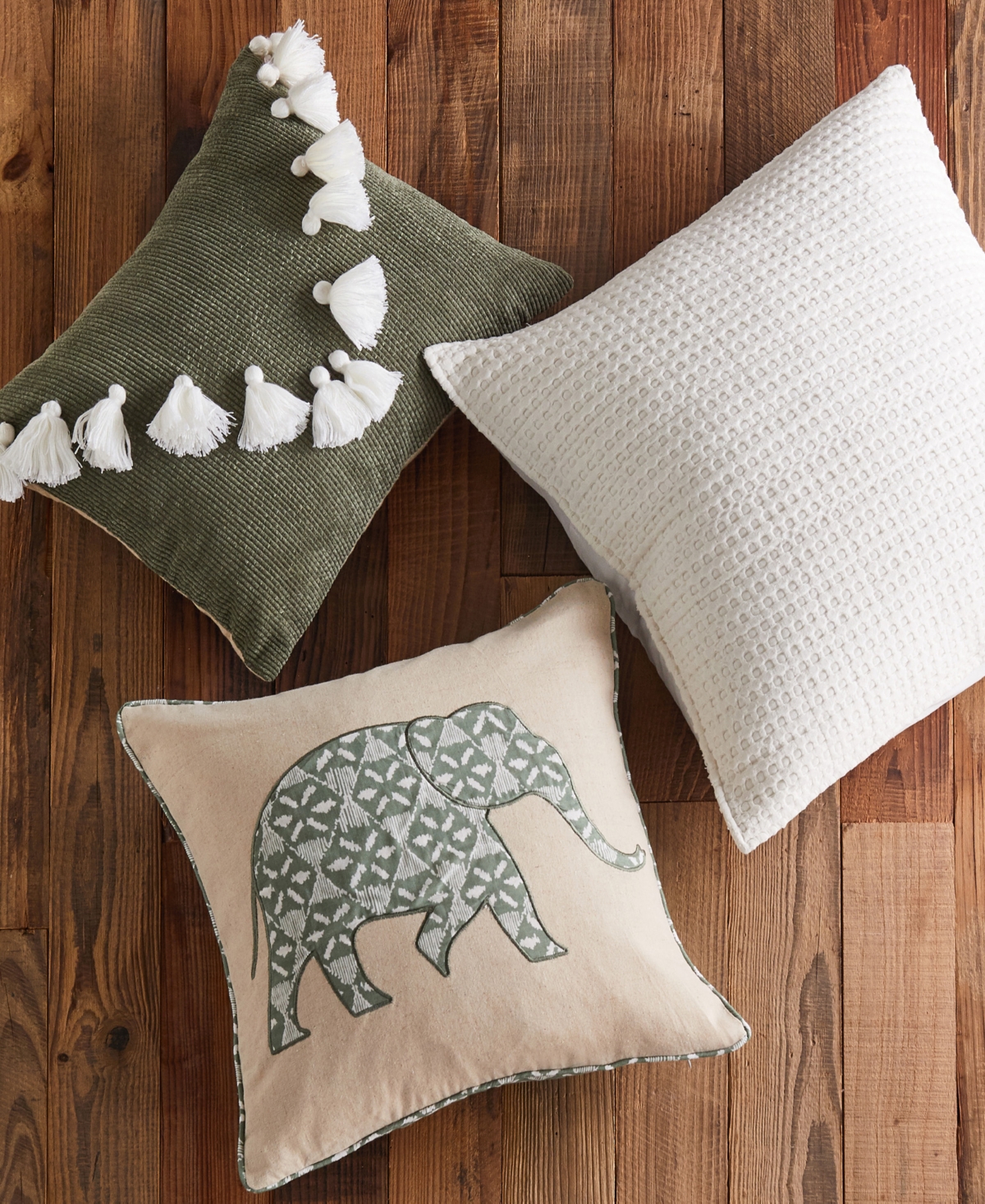 Levtex Kemala Tassel Decorative Pillow, 14" X 18" In Green