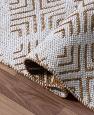 Lr Home Quincy Pom 600 Rug Collection In Tan,white