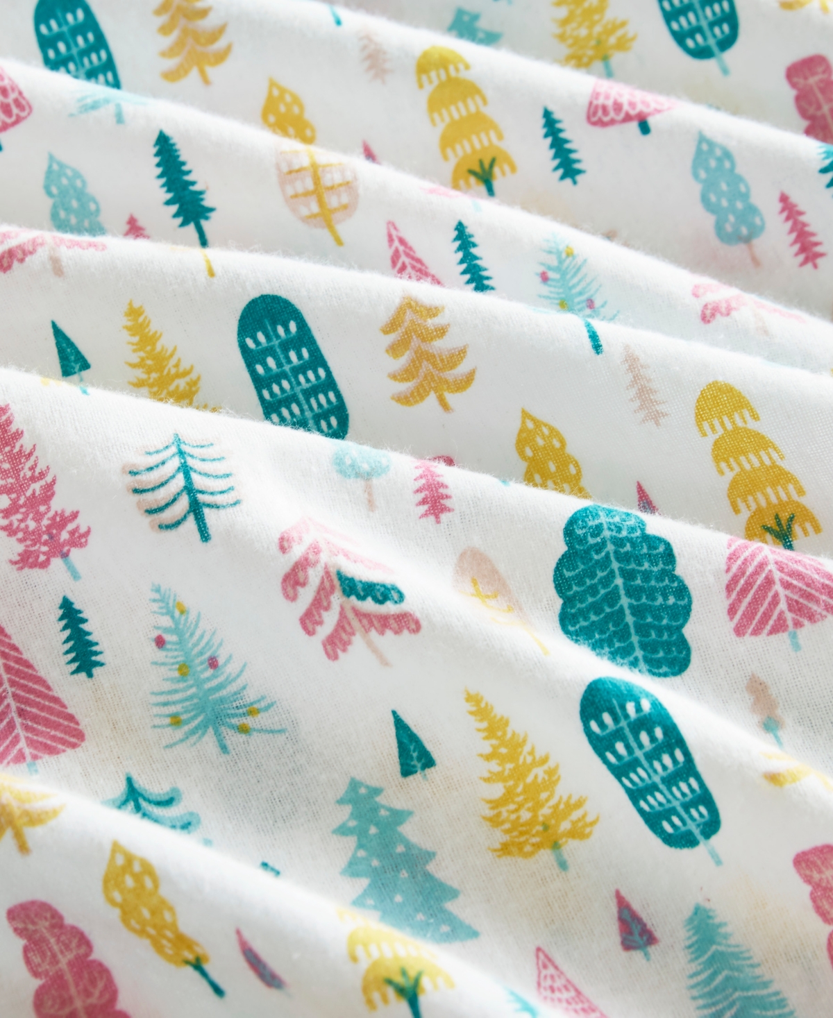 Intelligent Design Novelty Printed Flannel 3-pc. Sheet Set, Twin In White Holiday Trees