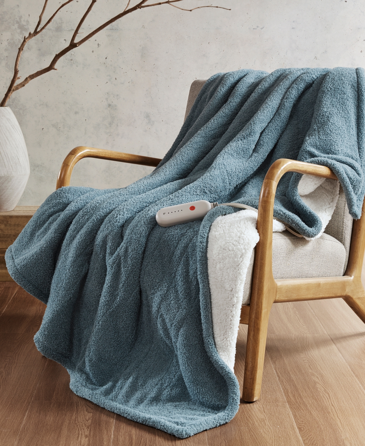 Sharper Image Amira Dream Soft Heated Throw, 50" X 60" In Blue