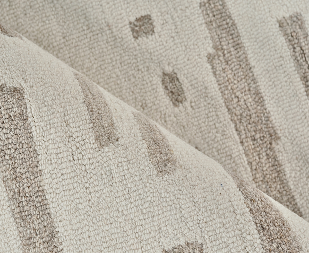 Exquisite Rugs Carmel 6856 Area Rug, 6' X 9' In Ivory