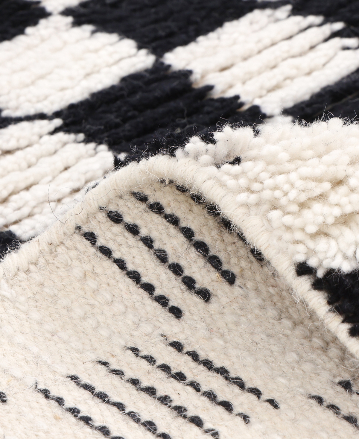 Timeless Rug Designs Stamford S3411 3'x5' Area Rug