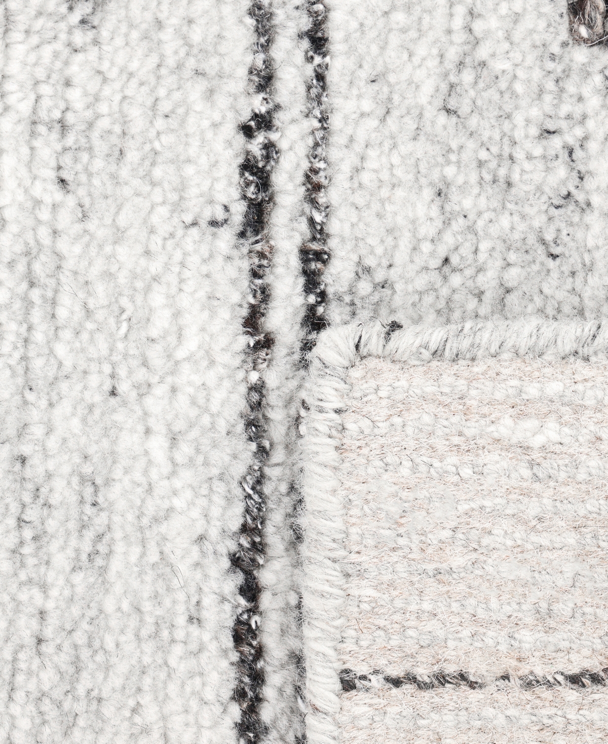 Timeless Rug Designs Chelsea S3407 3'x5' Area Rug