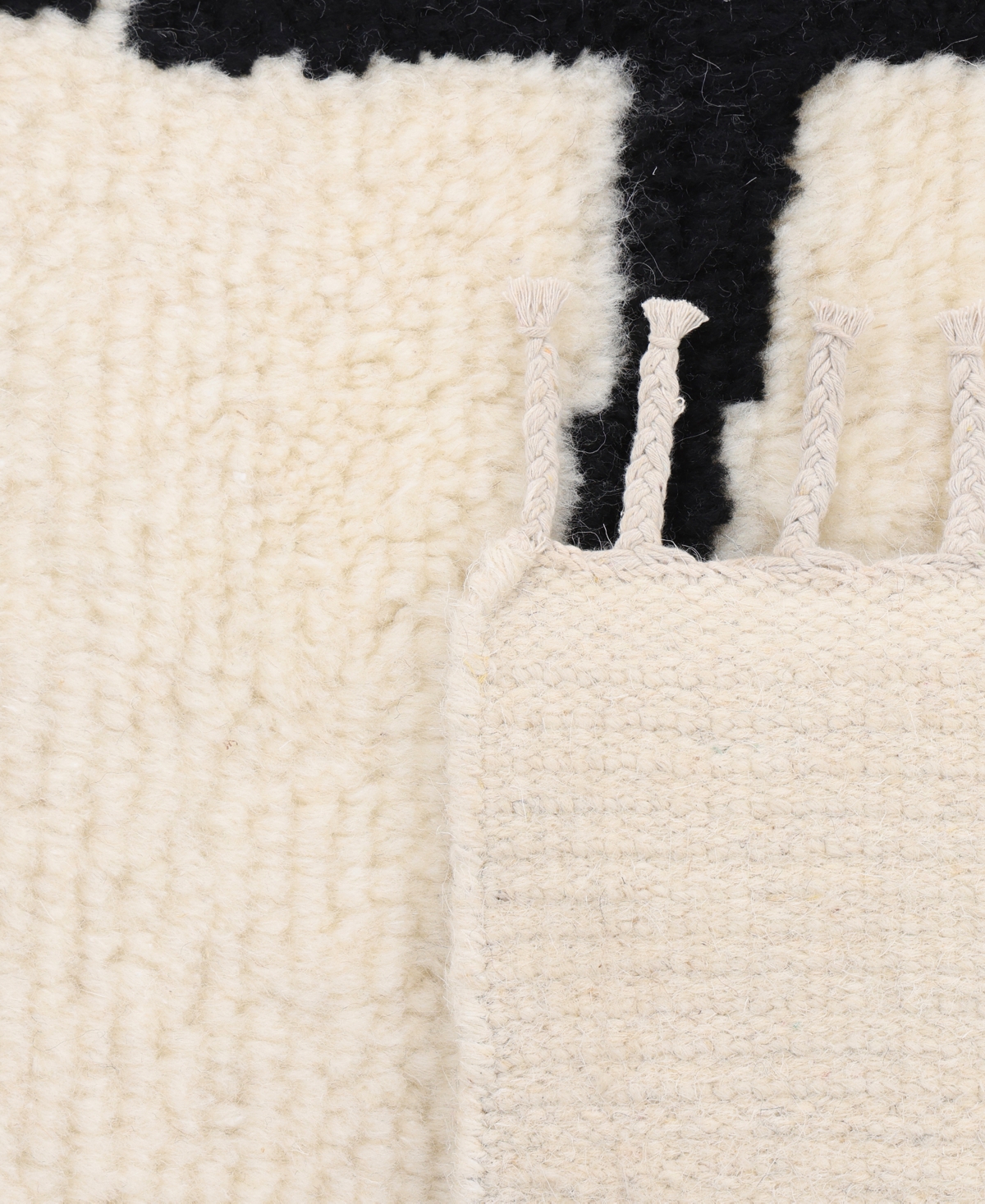 Timeless Rug Designs Paris S3386 3'x5' Area Rug In Ivory