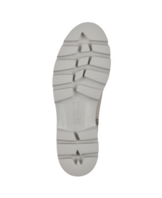 White Mountain Women's Glassie Lug Sole Chelsea Booties