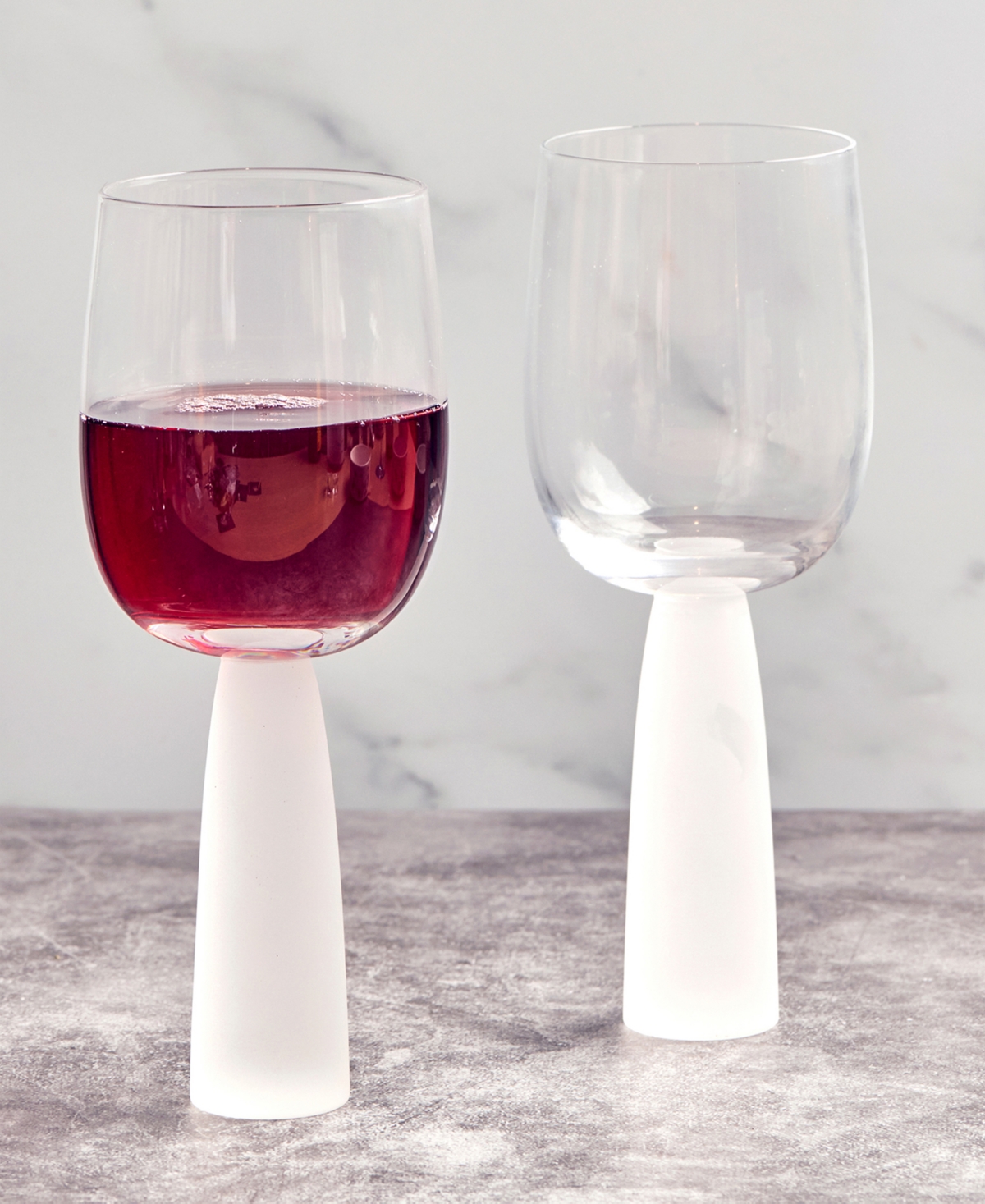 Anton Studio Designs Oslo Wine Glasses Frost, Set Of 2 In Clear