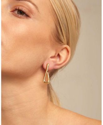 Link Shaped Metal Alloy Earrings