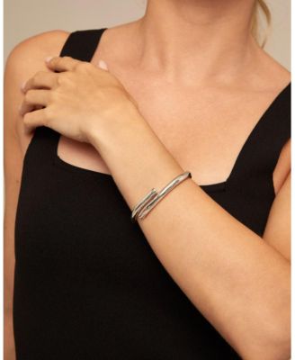 Tubular Shaped Hidden Spring Bracelet