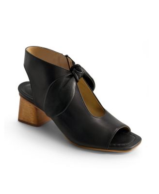 Bernardo Lizzie Heel