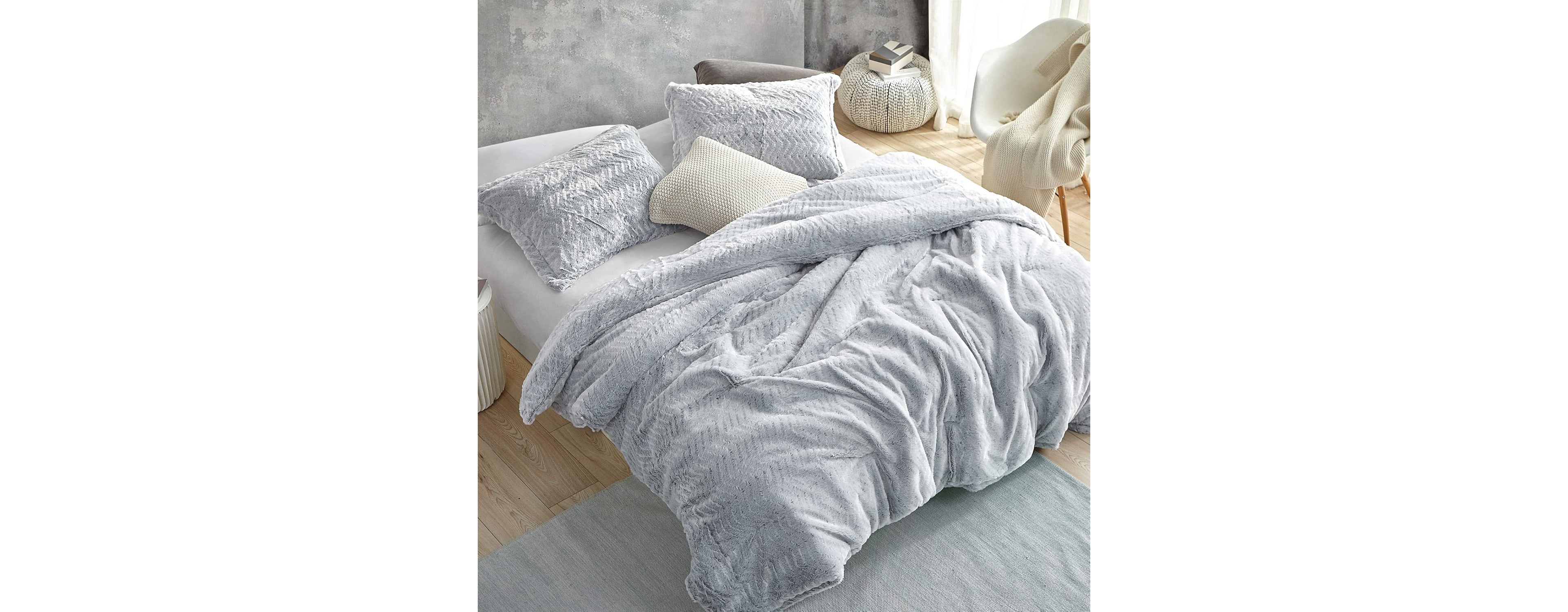 Peak of Cozy - Coma Inducer Oversized Comforter Set - Chevron Frosted Gray , Queen