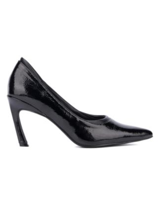 Women's Kailynn- Pointy Textured Pump Heels