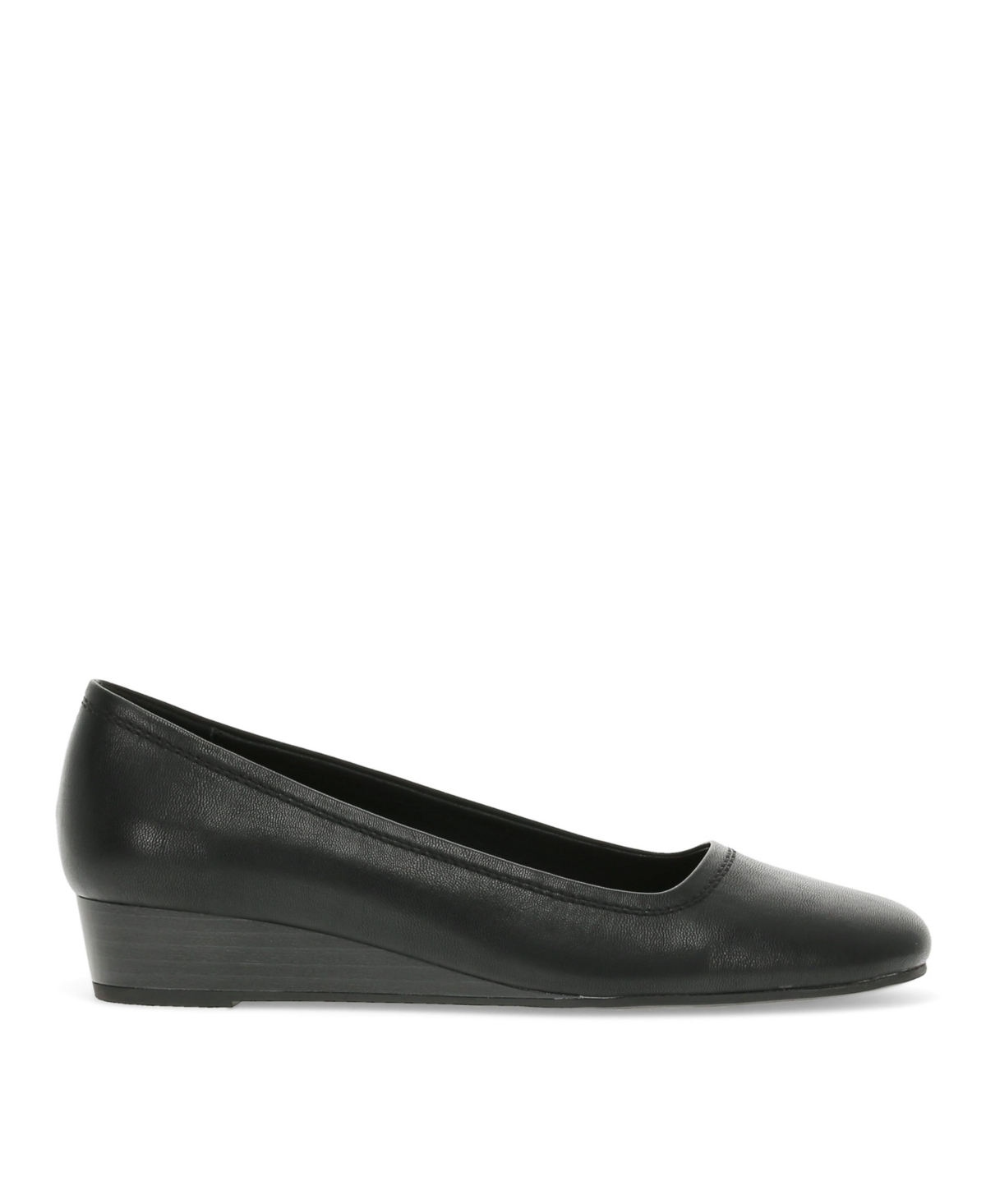 Shop Baretraps Women's Covette Casual Flats In Black