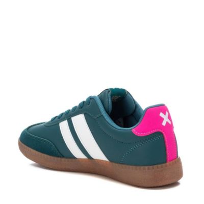 Women's Casual Sneakers