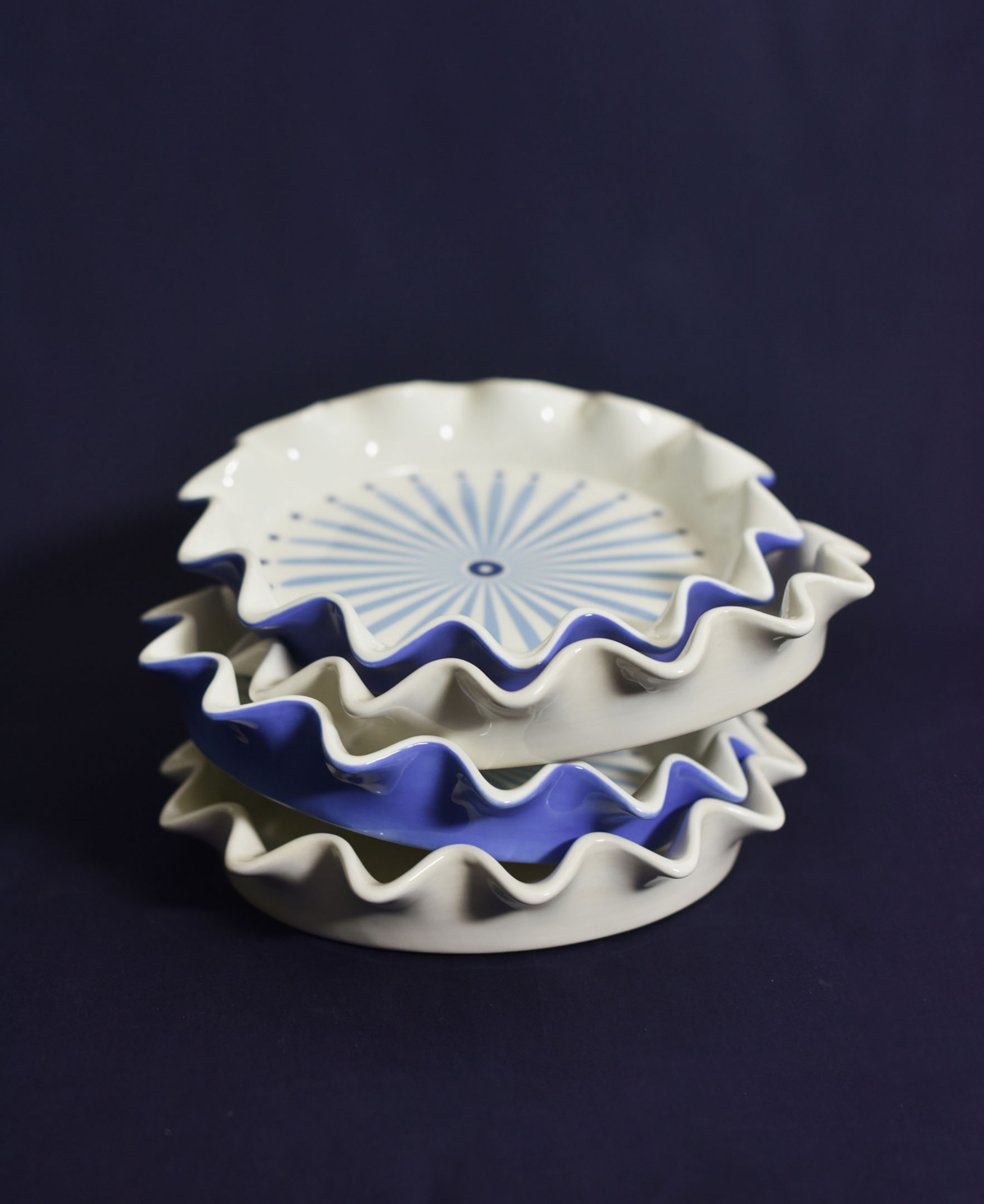 COTON COLORS SIGNATURE 8" RUFFLE PIE DISH 