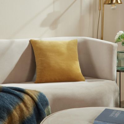 Stella Plush Velvet Decorative Pillow Cover, 20" x 20"