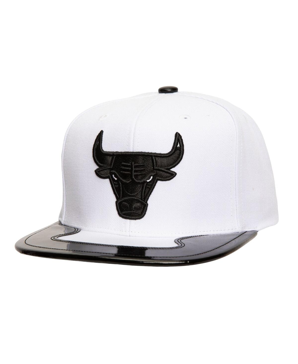 Mitchell & Ness Men's White Chicago Bulls Day 11 Snapback Hat In White