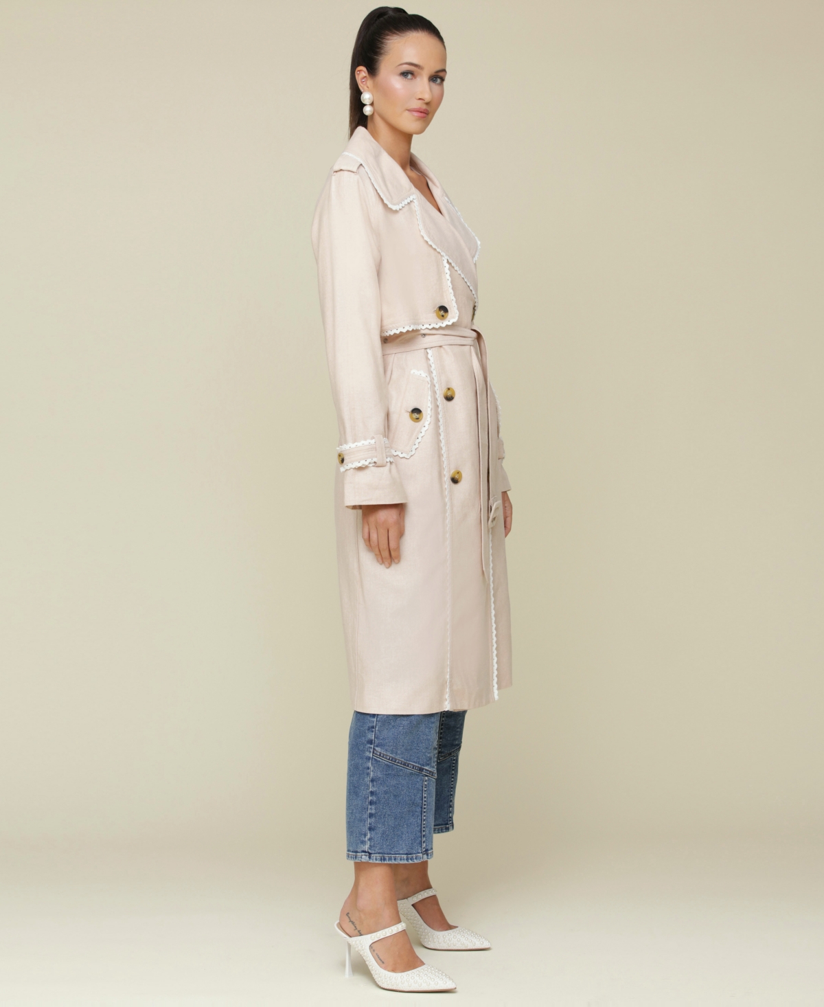 Shop Avec Les Filles Women's Raglan-sleeve Belted Trench Coat In Camel