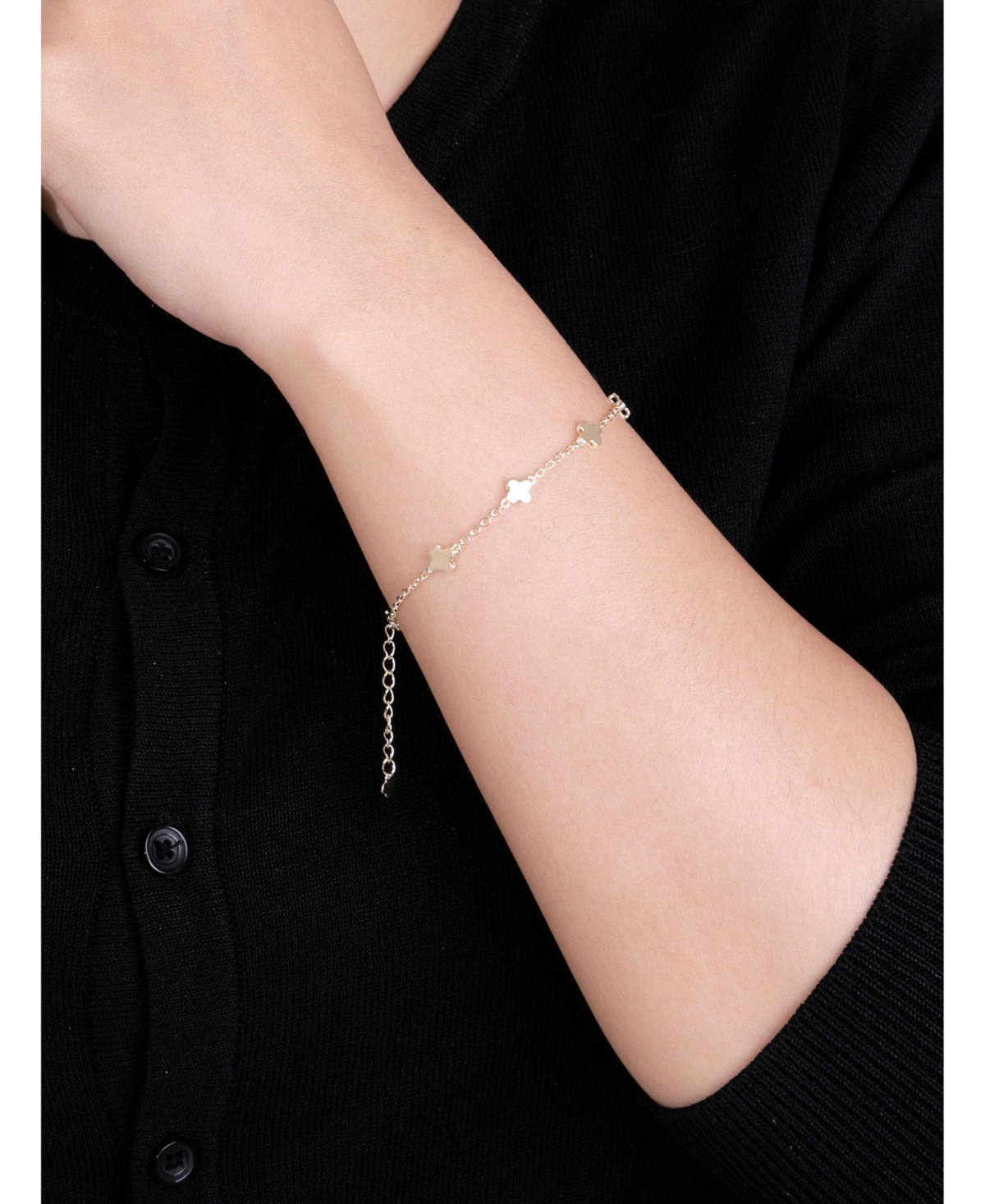 Devata Clover Chain Bracelet in 14K 6.5 in adj to in, approx. 3.1 grams - Gold