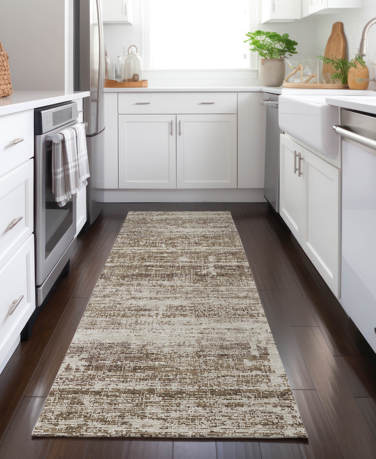 Addison Chantille Acn747 2'3"x7'6" Runner Area Rug In Brown