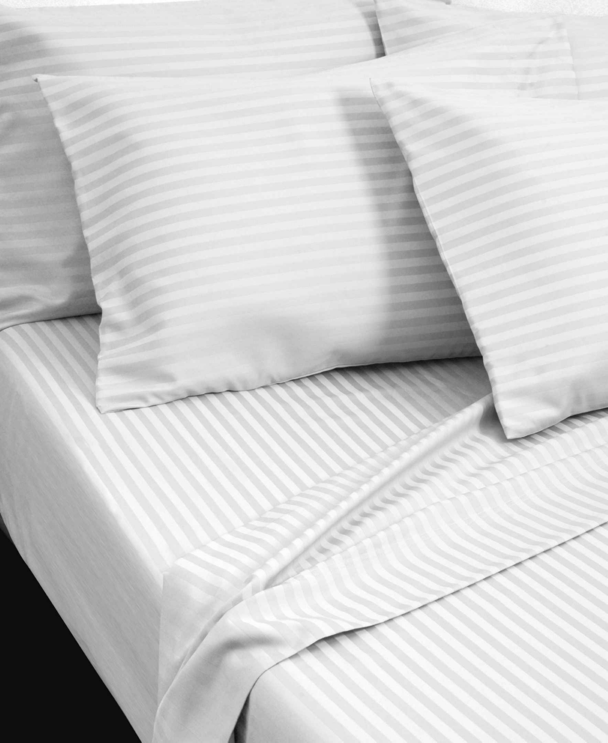 Fairfield Square Collection Brookline 1400 Thread Count 6 Pc. Sheet Set, Queen, Exclusively at Macy's