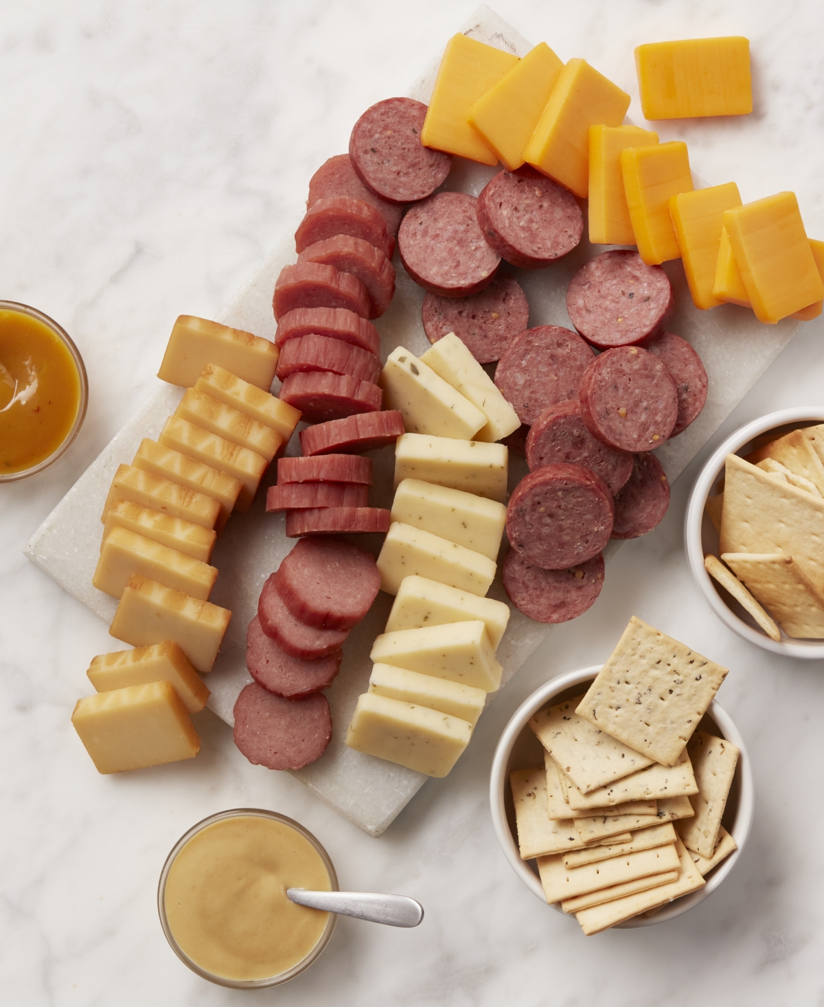 Hickory Farms Signature Flavors Gift Basket, 9 Piece In No Color