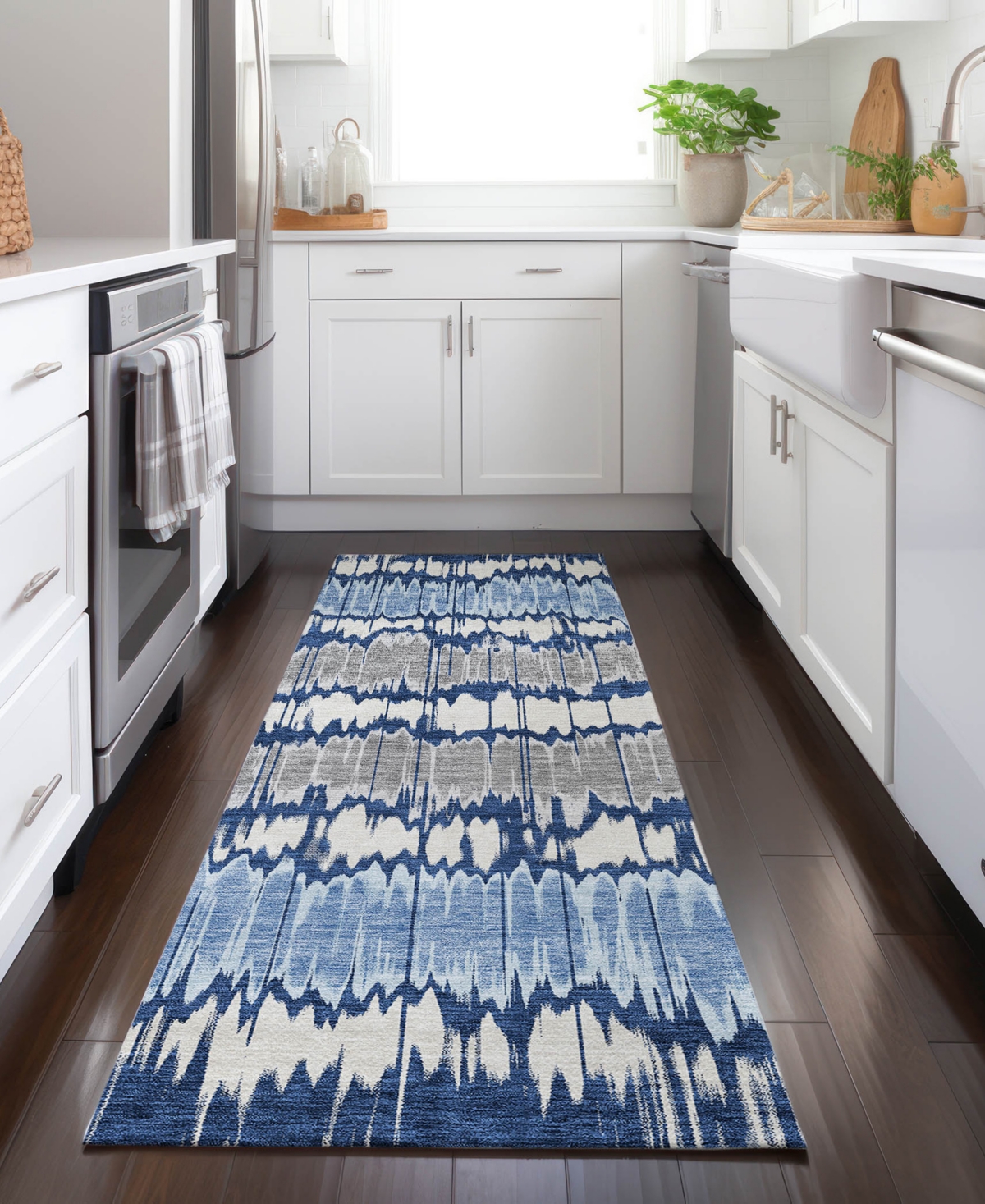 Addison Chantille Acn755 2'3"x7'6" Runner Area Rug In Navy