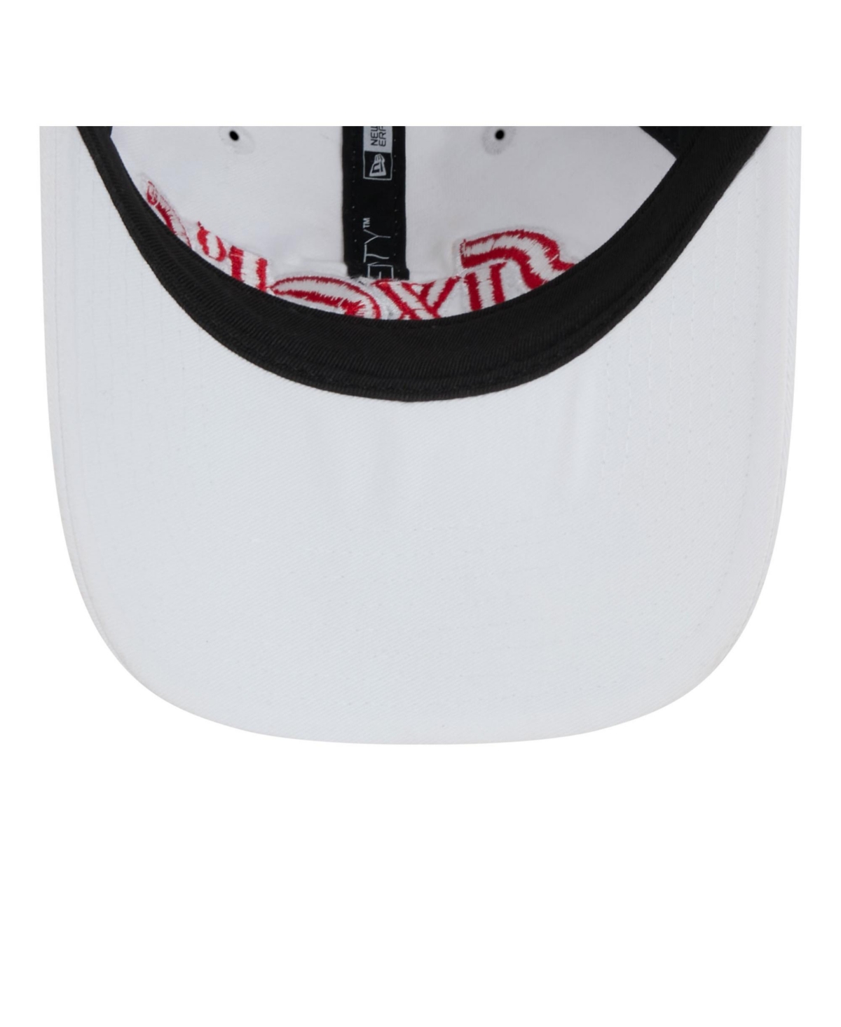 New Era Men's White Philadelphia 76ers 2024/25 City Edition 9twenty Adjustable Hat In White