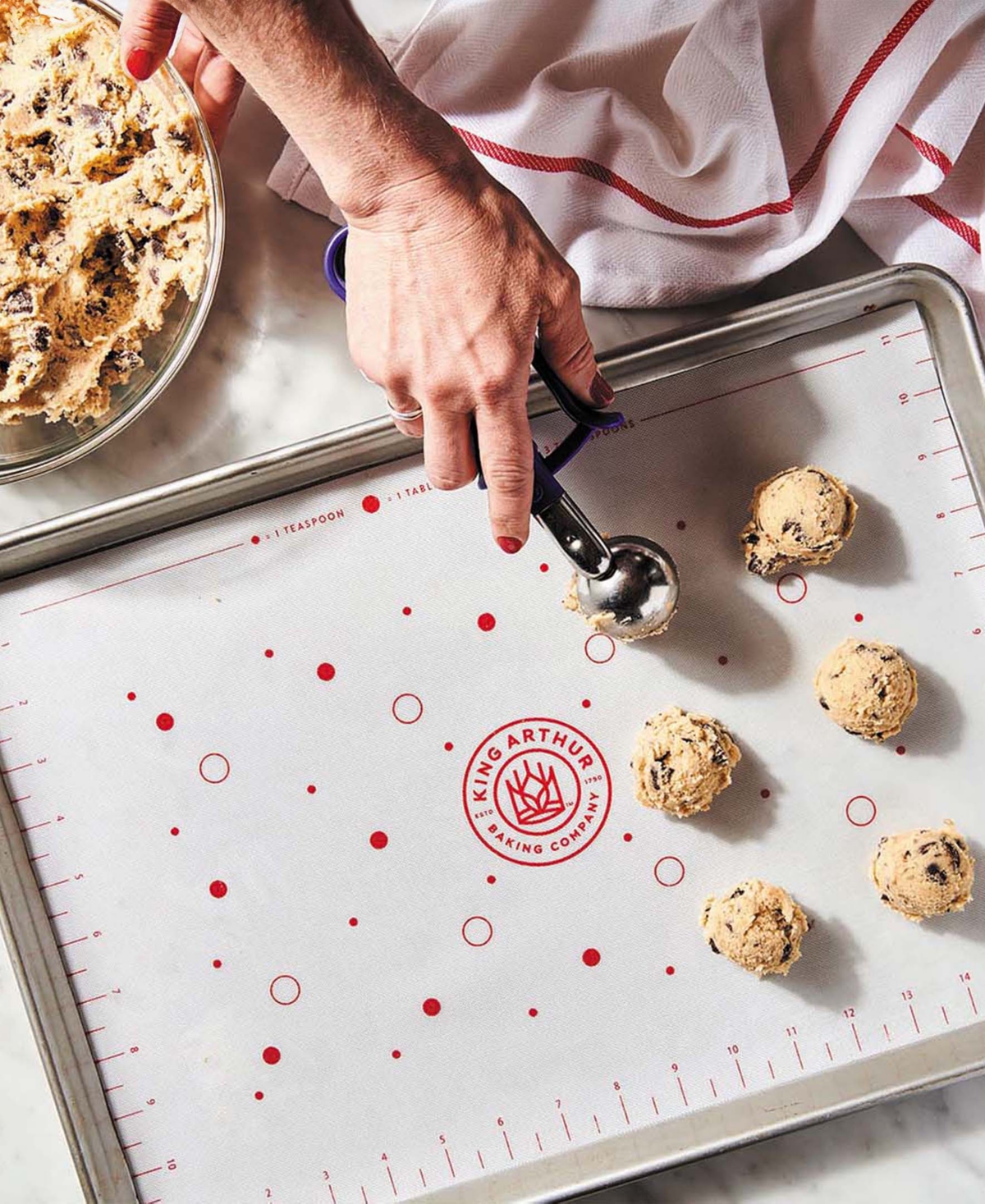 King Arthur Baking Company Nonstick 16.5" X 11.5" Cookie Mat In White,red