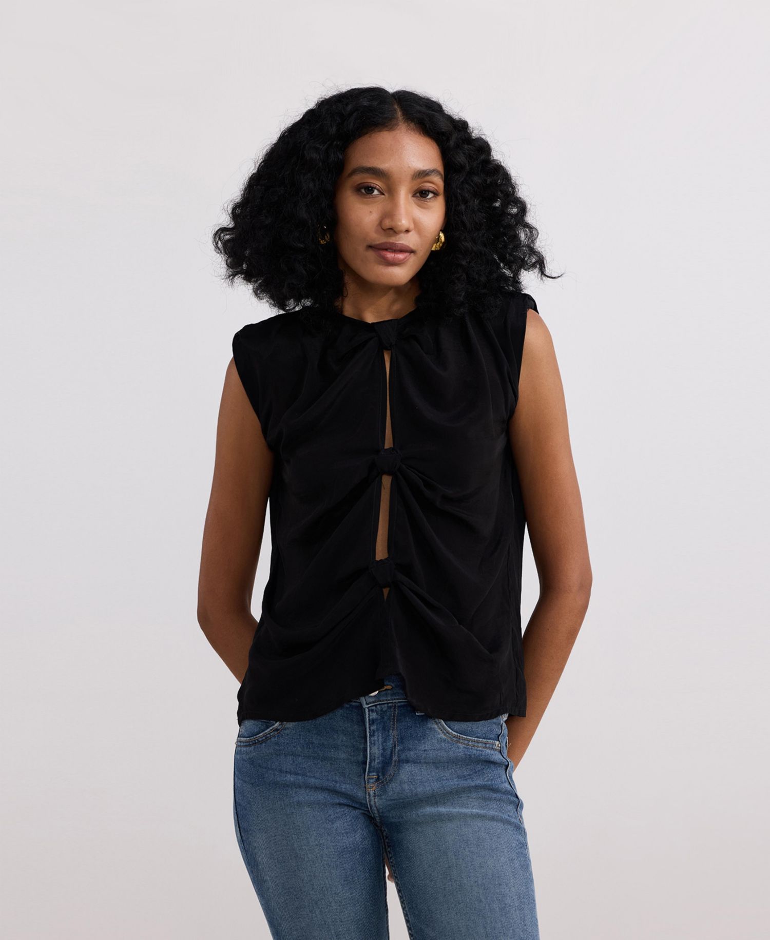 Women's The Knot-so-Basic Top