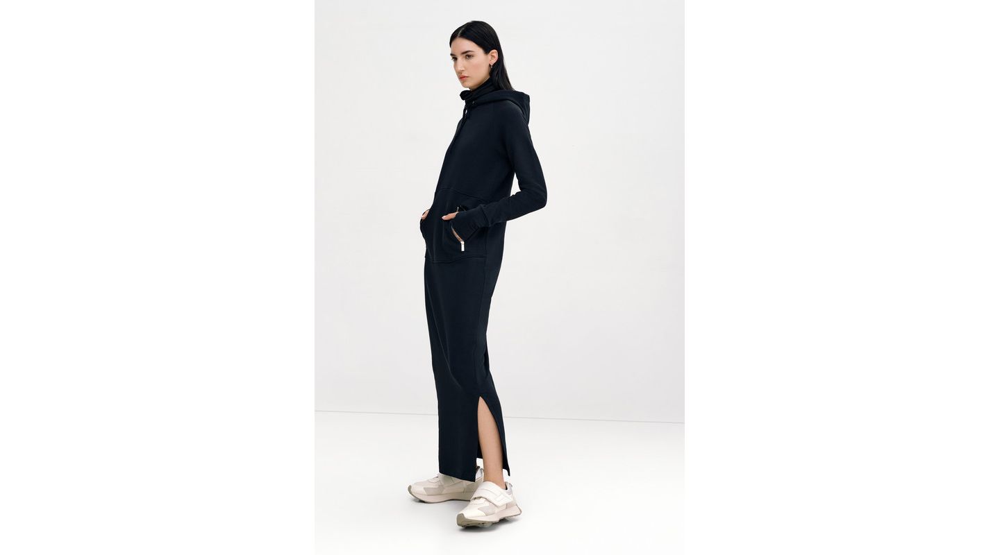 Женское платье Marcella Elba Hooded Side-Slit Ankle-Length Sweatshirt Dress with Pockets, цвет: Чёрный — фото 5