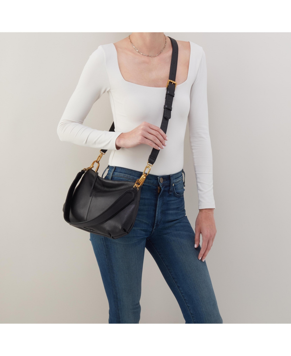 Hobo Advance Shoulder Crossbody Bag