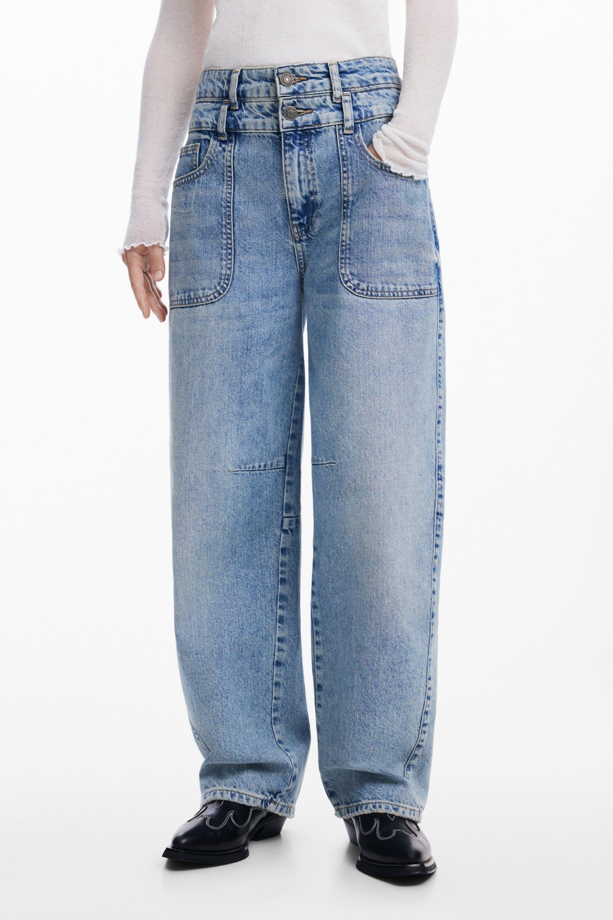 Women's Balloon Jeans - Light blue