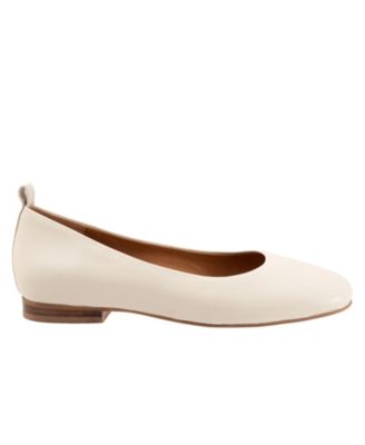 Women's Kiris Flat