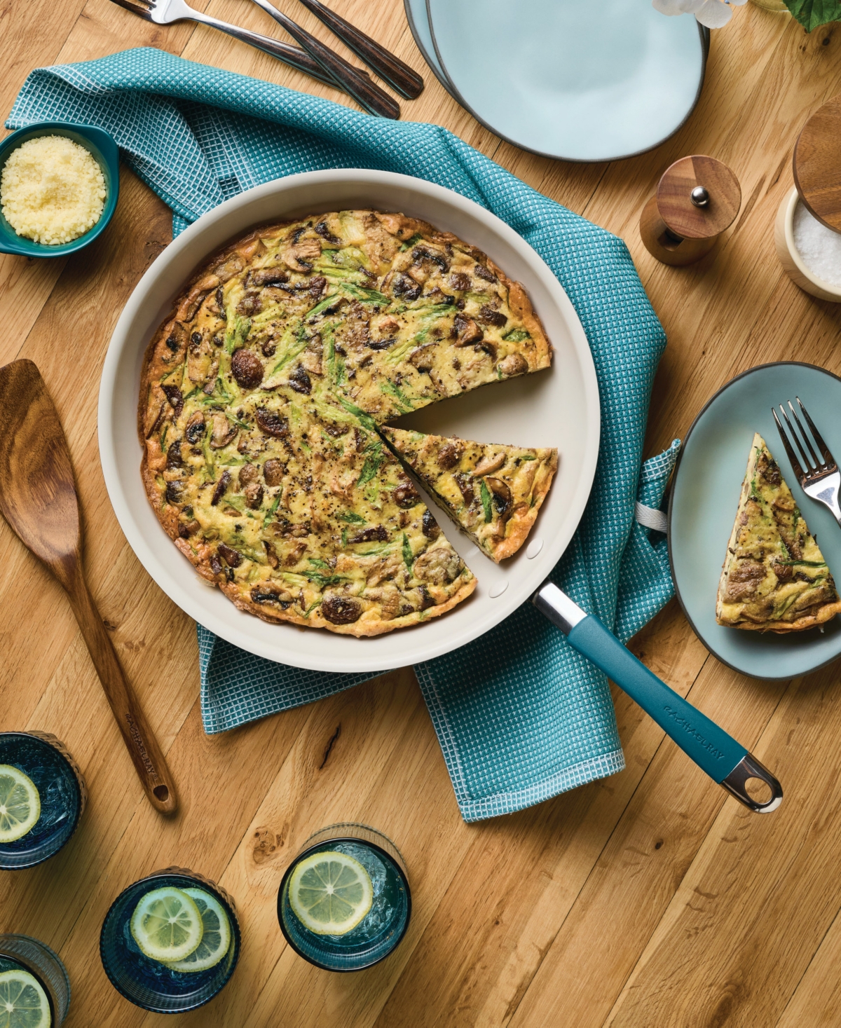 Rachael Ray Cucina Ceramic Nonstick 12.5" Frying Pan In Marine Blue