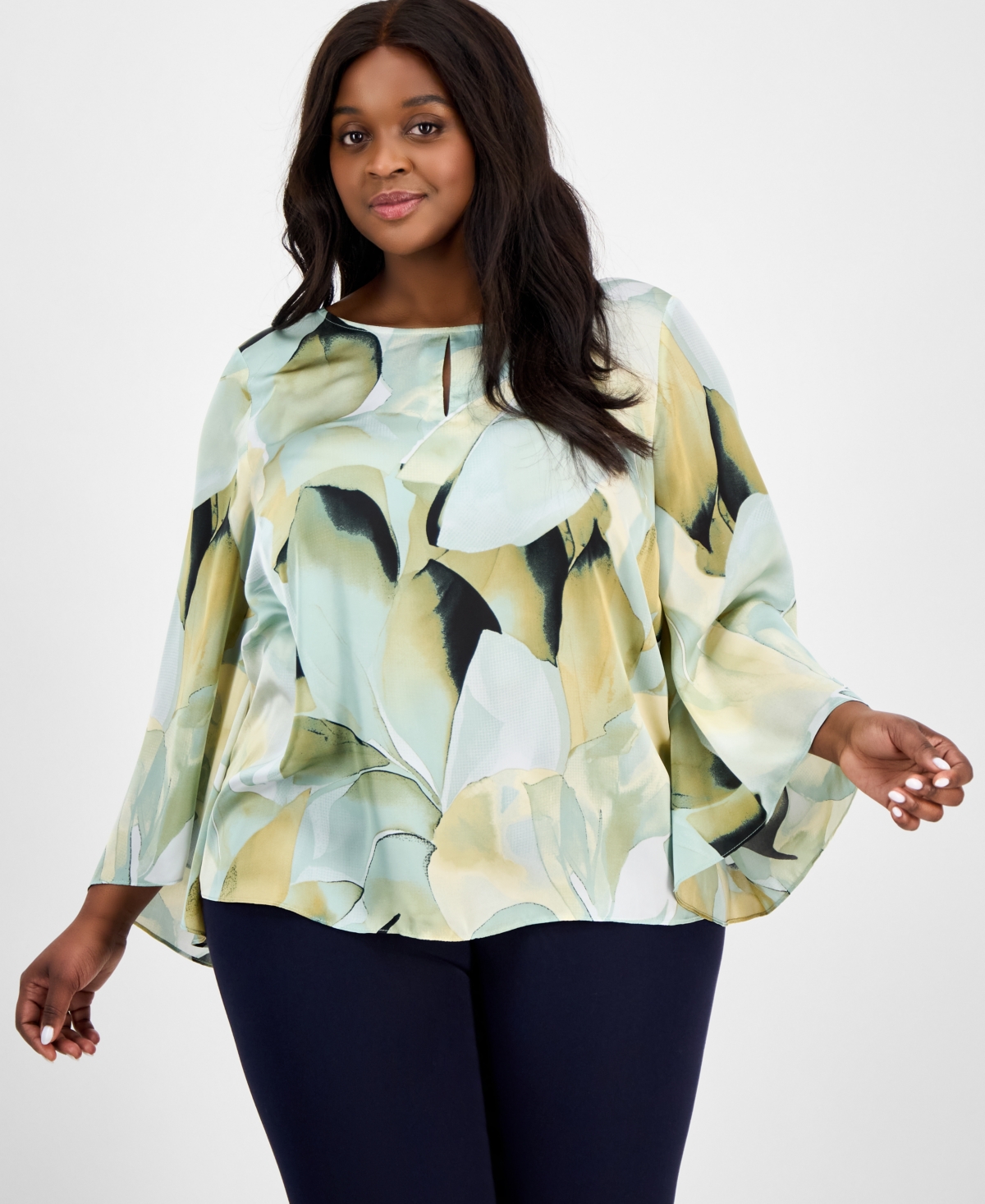 ANNE KLEIN PLUS SIZE PRINTED KEYHOLE BLOUSE 