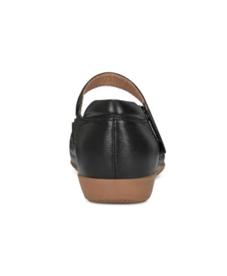 Women's Brady Leather Mary Jane Flats