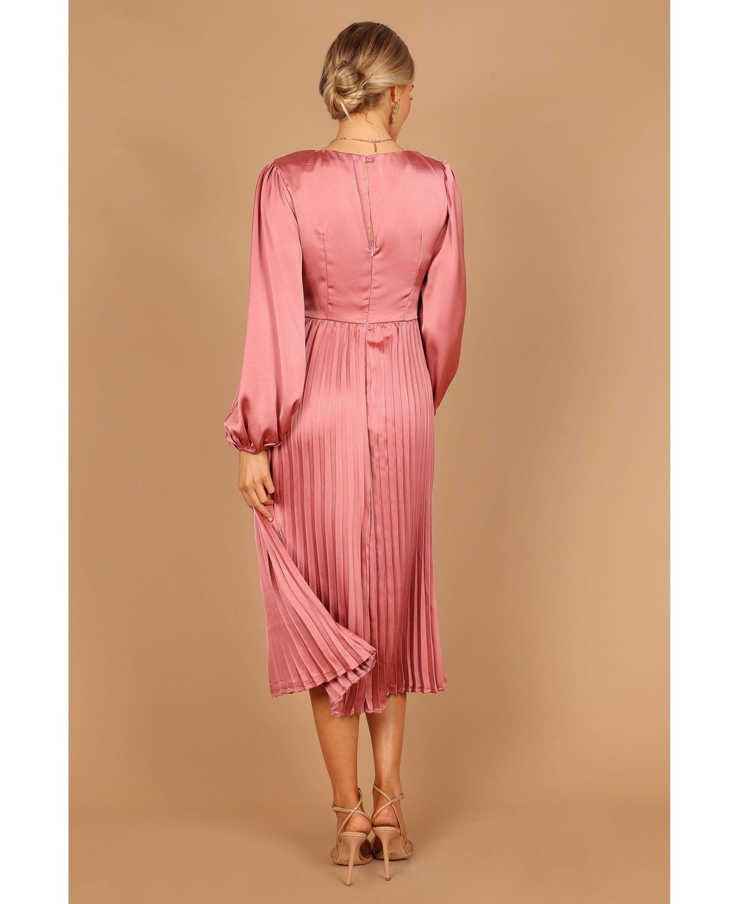 Women's Noelle Twist Front Pleated Midi Dress