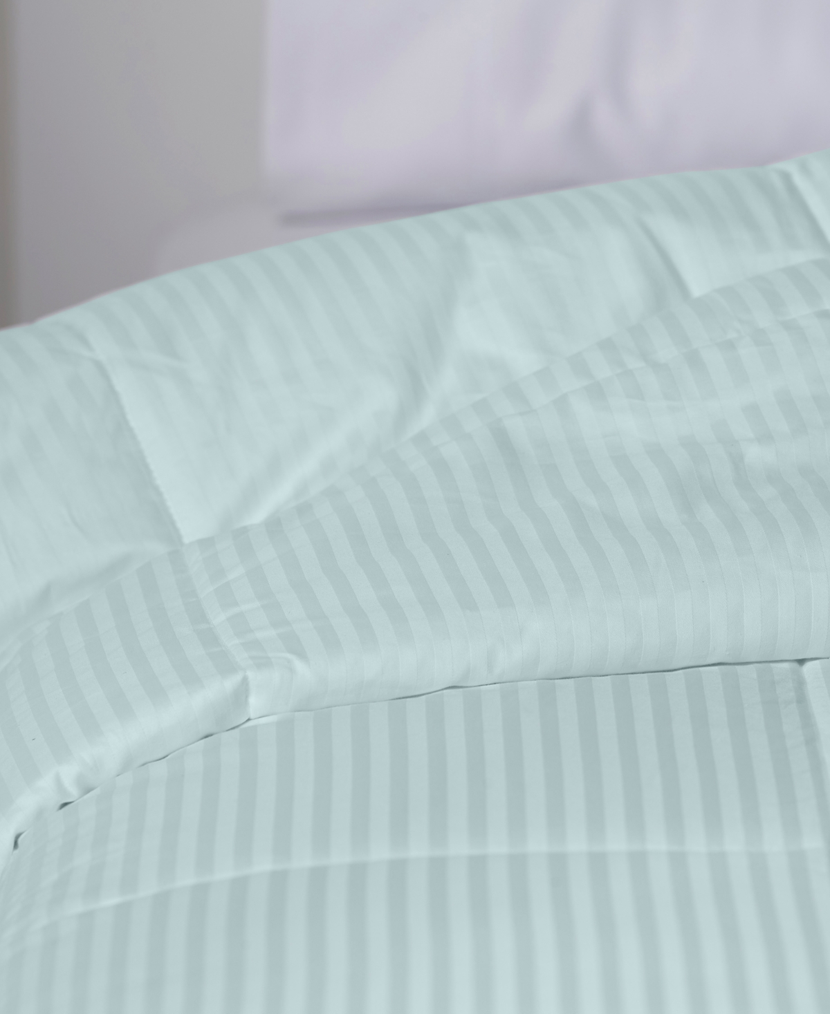 Downlite World's Biggest Blanket Colossal Size Down Alternative Blanket, Super King In Seafoam