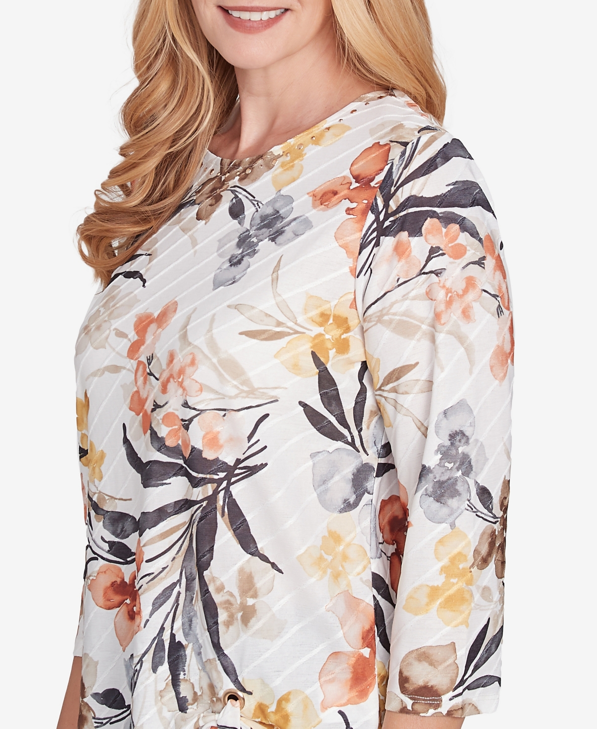Alfred Dunner Petite Classics Watercolor Floral Crewneck Top In Neutral Multi