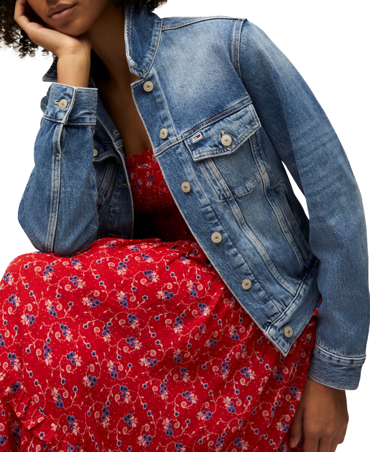 TOMMY JEANS WOMEN'S LOGO-BACK DENIM TRUCKER JACKET 