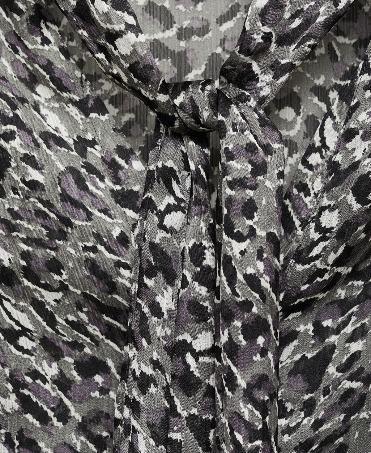 Mango Leopard-print Blouse With Collar And Bow Black In Black