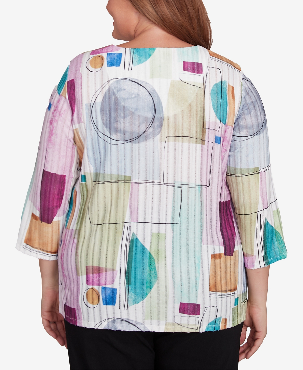 Alfred Dunner Plus Size Classic Geometric V-neck Three Quarter Sleeves Top In Neutral Multi
