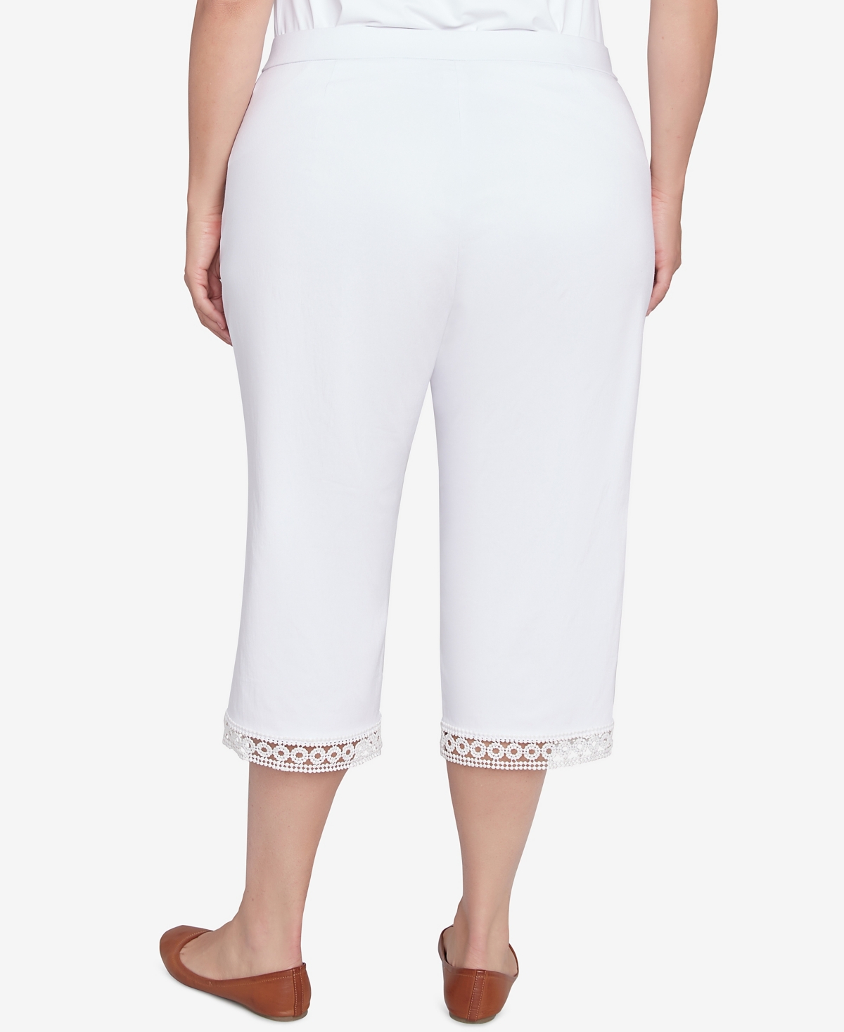 Alfred Dunner Plus Size Dress Code Comfort Allure Embellished Capri Pants In Pure White