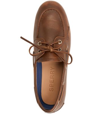 Women's Slim Lace-Up Boat Shoes