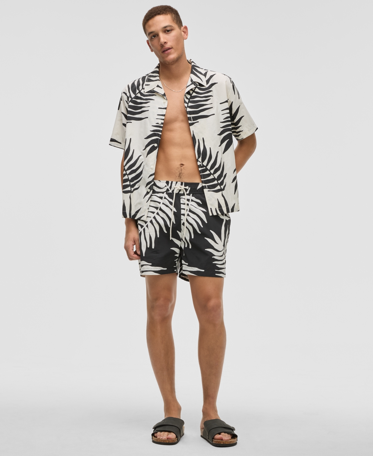 Men's Large Palm Regular-Fit Printed 5" Swim Trunks, Exclusively at Macy's - Deep Black