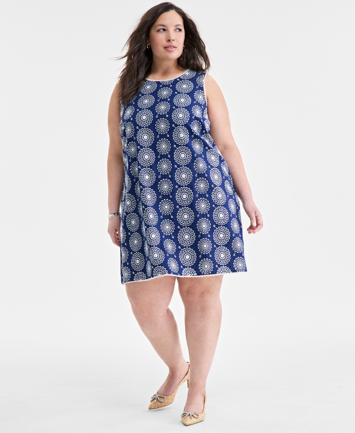 On 34th Women's Sleeveless Scallop-edge Eyelet Shift Dress, Created For Macy's In Blazing Na